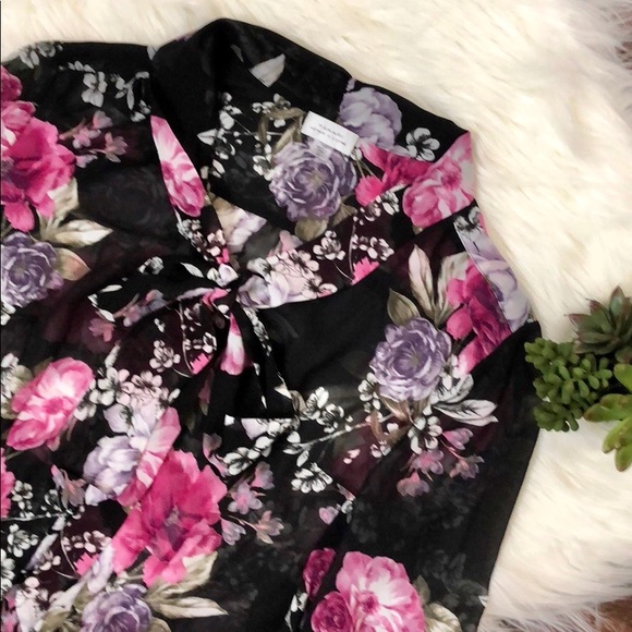 Tahari by Arthur S. Levine top - Picture 4 of 6